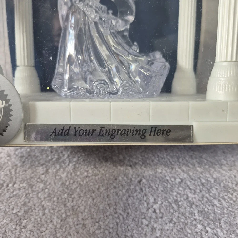 Wilton Wedding Cake Topper Keepsake Display Bianca Couples 1st Dance New